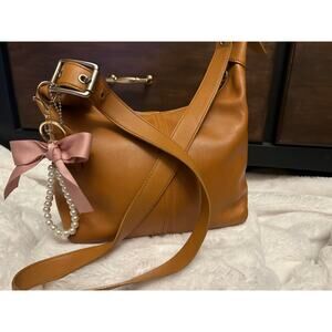 Vintage Coach Legacy Buckle Tote 9566 – Camel Leather